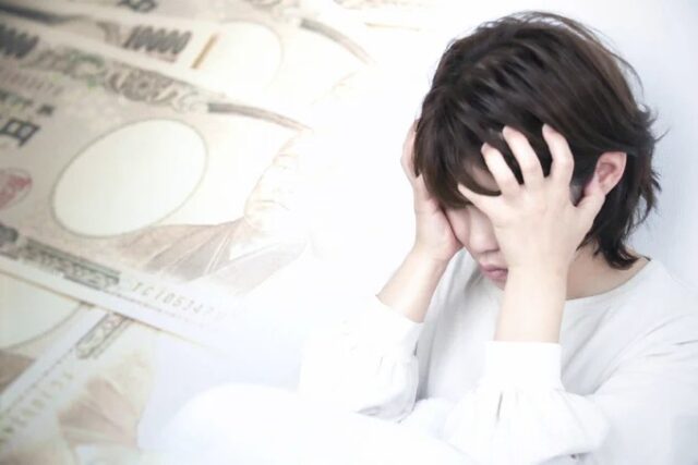 【注意喚起】「スマホで簡単に儲かる」“スマホ副業”で借金地獄・自己破産!
