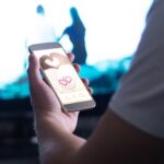 “ニセ大島優子”に入れ込んだ69歳男性「4000万円」を、